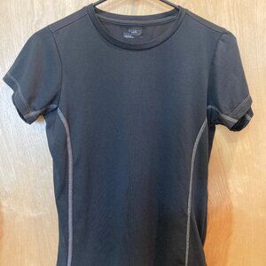 Columbia Women's Quick Dry Shirt